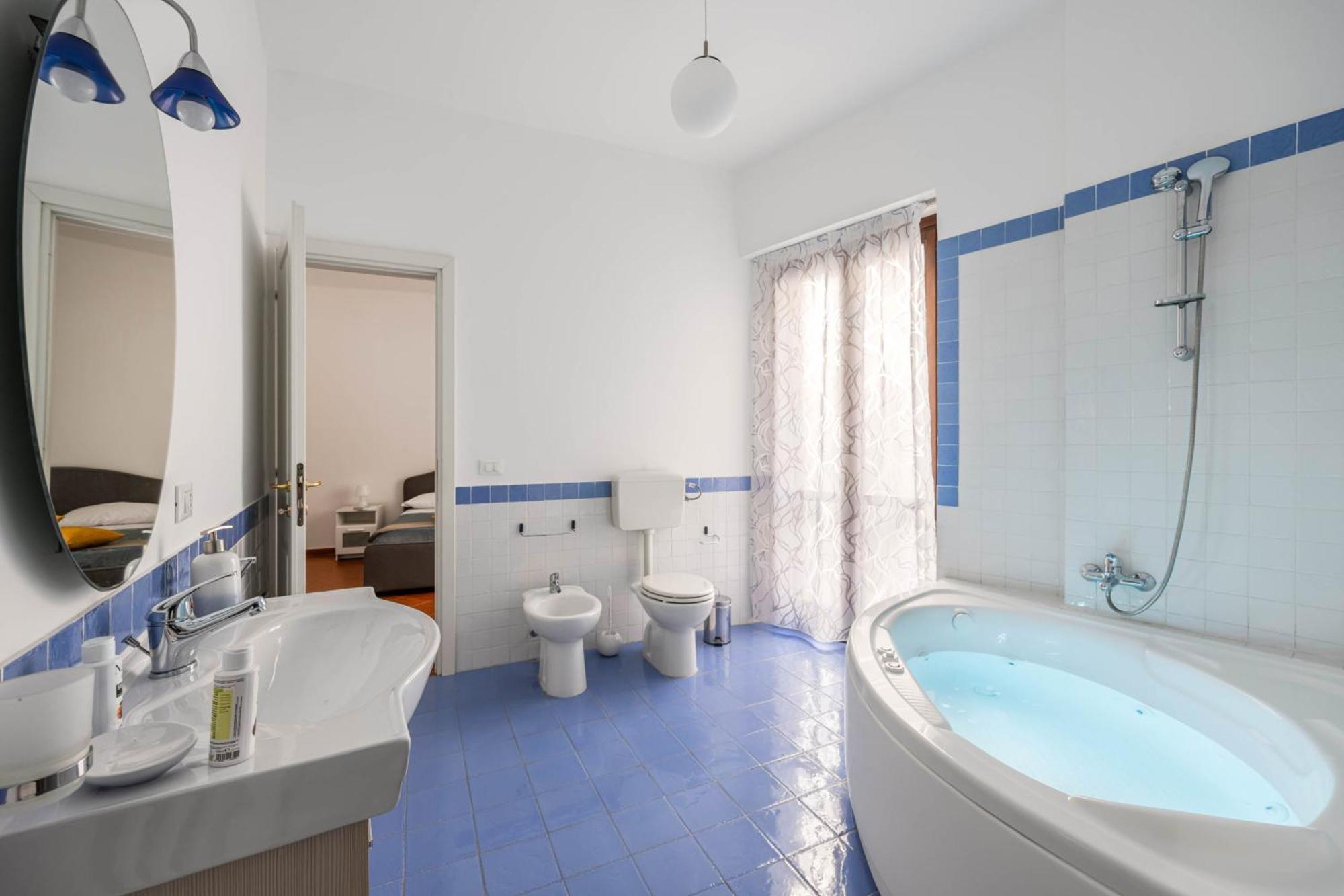 Sedie Volanti Apartment With Jacuzzi Palermo Exteriér fotografie